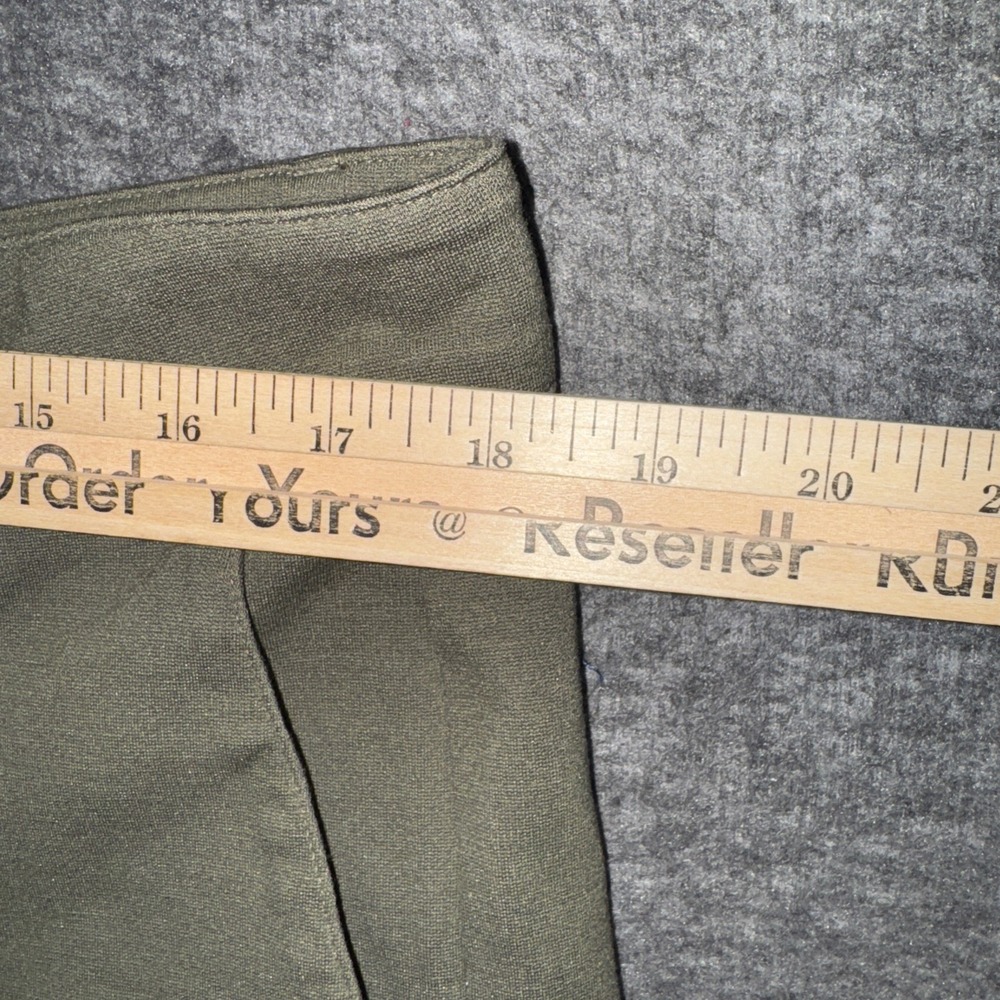 Men's Flat Front Olive Green Shorts - Picture 4 of 6